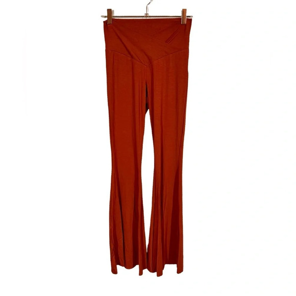 Royal Codes Freya V-Shape High Rise Flare Pants in Carnelian- Still Full Price - Picture 4 of 9
